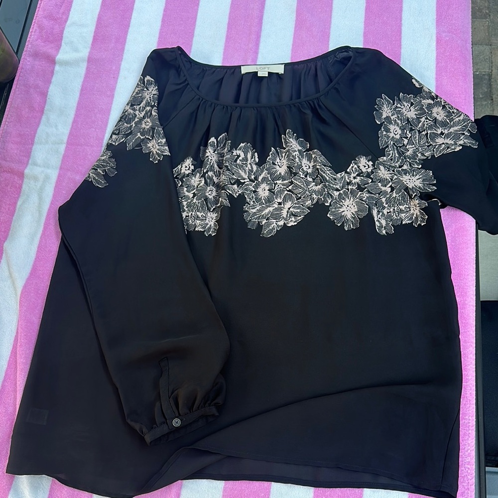 LOFT Black Gray Cuffed Sleeve Embellished Blouse